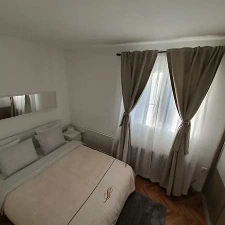 Apartment New *